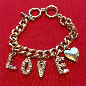 🌷LOVE Gold Tone Charm Bracelet!